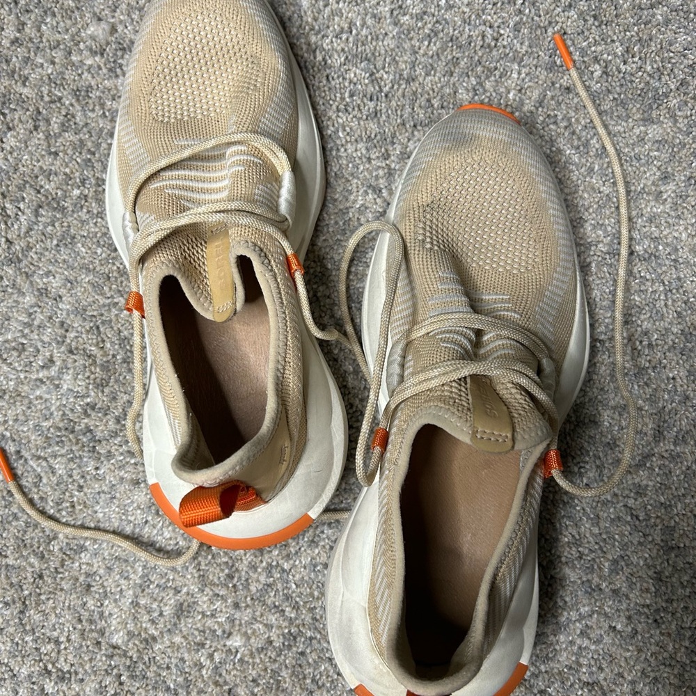SOREL Kinetic Impact Lace Sneakers | Size 8 | Tan/Orange